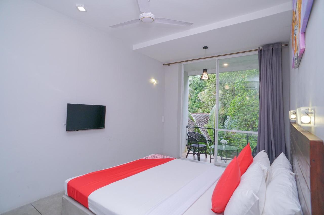 Chariot Lodge Хикадува Екстериор снимка